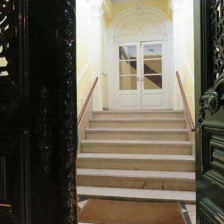 Guest house A Ponte Avenida Lisbon